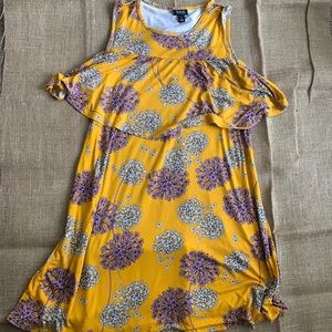 Floral off the shoulder dress w/ black sandal heel